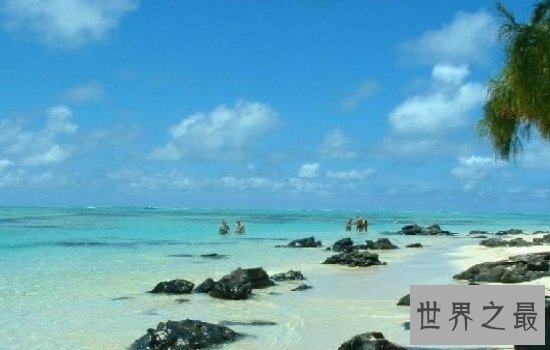 全球顶级十大海岛排行榜，海浪沙滩浪漫如约而至！