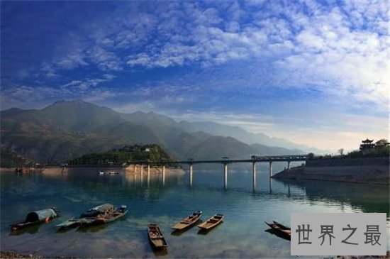 重庆旅游十大必去景点，重庆这些景点也太美了吧！