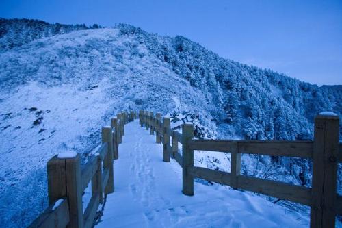 4、西岭雪山