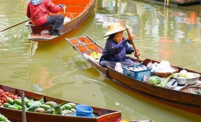 ​旅行：曼谷最佳帆船和水上游览，湄南河上的曼谷晚餐游船