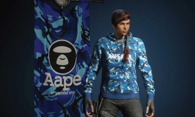 ​AAPE BY A BATHING APE® x GEARS 5AAPE BY A BATHING APE® 与游戏机