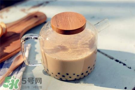 奶茶可以用绿茶来做吗?奶茶用什么茶叶好?