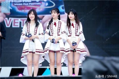 ​SNH48成员出席粉丝嘉年华 斩获亚洲新歌榜最佳团体