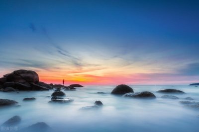 ​人生海海，山山而川，不过尔尔