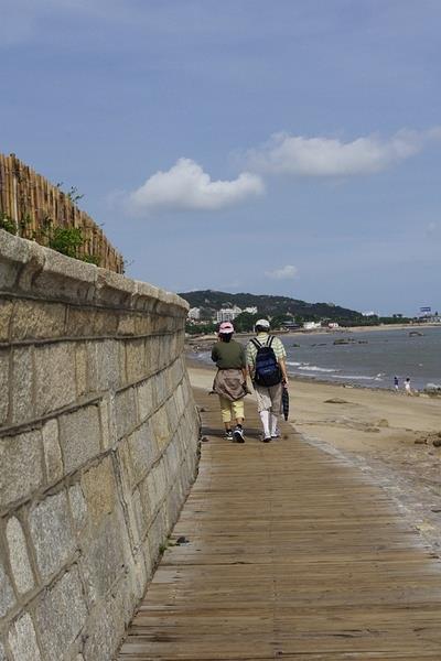 中国最文艺的海边木栈道厦门环岛路