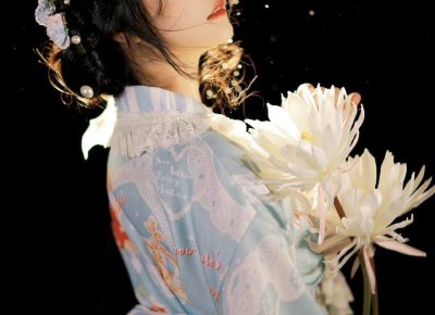 ​姐弟恋结婚后有代沟吗（相差18岁的姐弟恋）