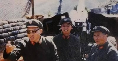 ​1987年军长从老山凯旋归来，视察部队却遇流氓拦路勒索，结局怎样