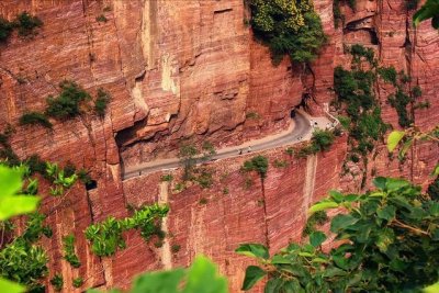 此生必行！穿越中国最美公路，3条免费挂壁+5条太行天路自驾攻略