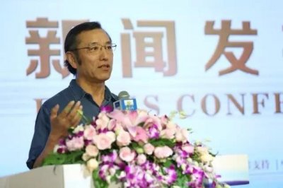 ​连辑：登文化之堂、入艺术之室，这位官员书法神韵，火了