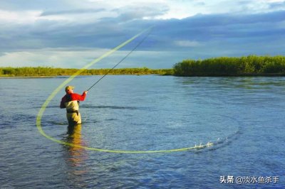 ​它是艺术与美的结合，深度解析路亚中的“高尔夫”——飞蝇钓