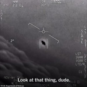 ​美军机师受访忆述遇上UFO经历：“形似球体包着立方体”