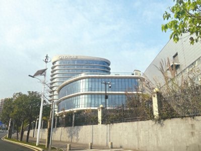 ​惠科股份人员已正式入驻，产线尚未运转 柔宇显示产业园进入“惠科时代”