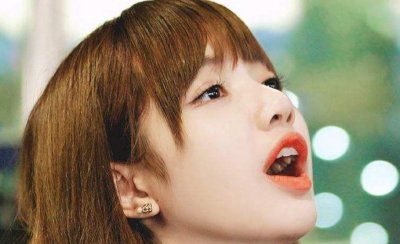 ​lisa是泰国和哪国的混血(lisa是泰国人混血吗？)