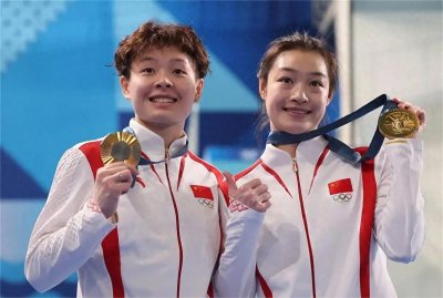 ​网坛明星胡娜：比赛期间叛逃美国，晚年道出实情想要回国