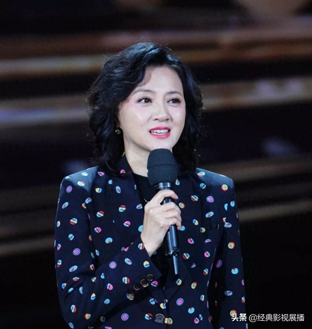 “春晚最美丽的女演员”金玉婷,曾与冯巩、潘长江演小品