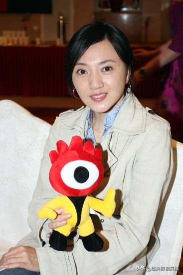 “春晚最美丽的女演员”金玉婷,曾与冯巩、潘长江演小品