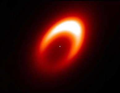 ​天文学家发现围绕年轻恒星HD 163296运行的尘埃和卵石旋风 可能一颗系外行星