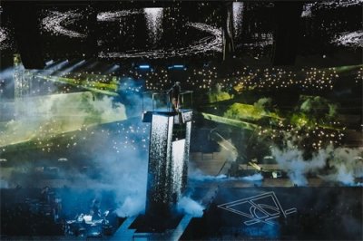 ​娱乐圈大洗牌！那方能争得歌王华晨宇欢心？天娱痛失衣食父母