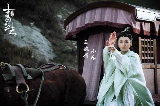 被观众称为“国民嫂子”，《惊蛰》中最受欢迎，如今邀约不断