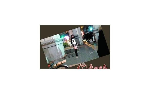 抱女孩的时候怎么压枪 抱着女生无法压枪怎么办 抱女孩的时候怎么压枪 抱着女生无法压枪怎么办