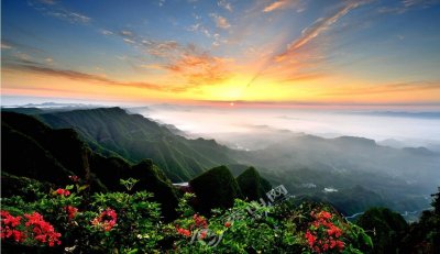 ​世界最大的“桌山”——美丽的川河盖欢迎您！