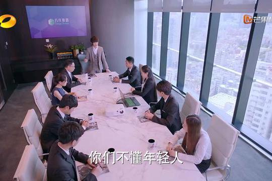 《甜蜜暴击》丁程鑫霸气上线，实力宠姐演绎中国好弟弟！