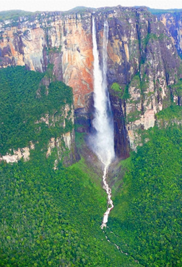 比黄果树瀑布（78米）还高900米的安赫尔瀑布  世界最高