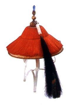 清朝官员朝冠上的顶珠代表不同品级，图解一品至九品官员顶戴