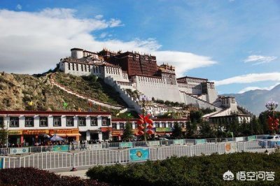 ​布达拉宫是为谁建造的？