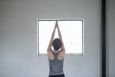 ​初学者福音：10个简单瑜伽动作轻松入门