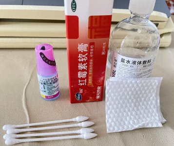 ​猫咪眼睛大量红褐色眼屎|红肿|脱毛|睁不开问题处理