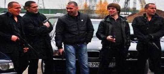 世界上最恐怖的6个犯罪组织：战斗力太凶悍，敢和特种军队对着干