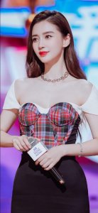 ​明星壁纸‖杨颖最新美图高清手机壁纸