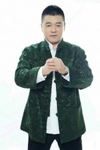 ​拒认赵本山后转身跪拜潘长江为师，魏三为啥这么“他骄傲自大”？