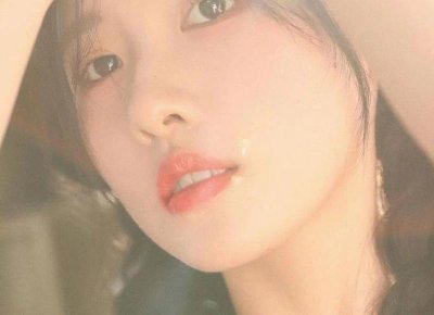 ​水瓶座：鸿运当头，财源滚滚，事业蒸蒸日上，好事接连不断