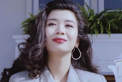 ​岁月是把猪饲料：曾经的女神如今成了发福大婶