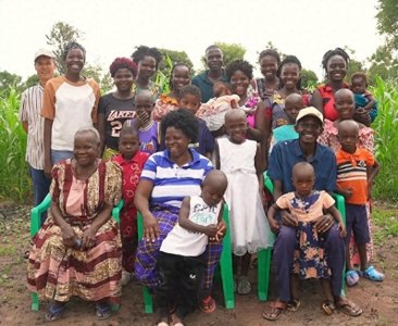 ​网红Rose自回娘家后，争议不断，回国首次带货直播被举报下播