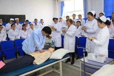 ​江苏省淮安卫校招生简章及分数线