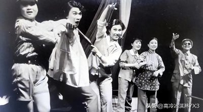 ​花鼓子于1954年定名天沔花鼓，天门县花鼓剧团改名天沔花鼓剧团