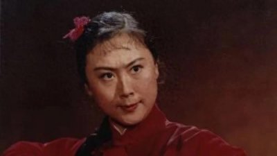 ​《红灯记》何以成为第一样板戏？钱浩梁的人生又为何因此起起伏伏