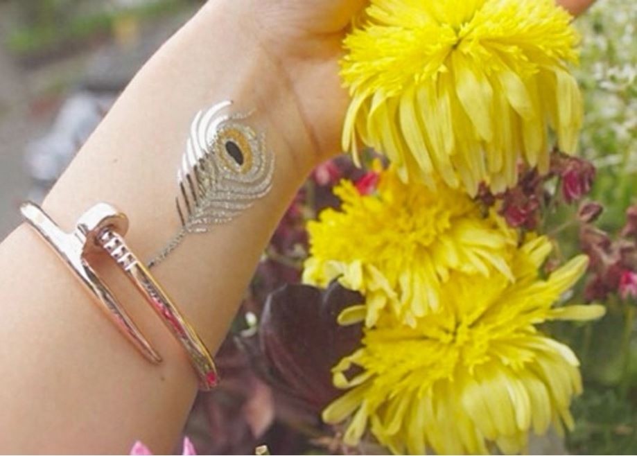 我们最爱的闪闪发光纹身贴纸！大家都来亮一”夏”吧～