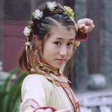 她是《少年大钦差》中的十公主，退出演艺界成学霸，如今长这样