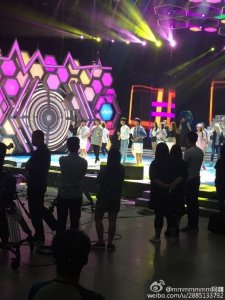 ​TFBOYS快乐大本营录制现场花絮提前曝光