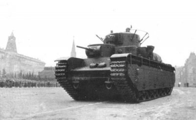 ​二战十大坦克之六，钢铁巨兽—KV系列