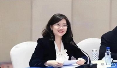 ​惊！女干部白天县长秘书，夜晚竟成蛇蝎毒妇，18年仕途揭秘