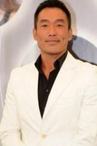 ​与“影帝”失之交臂的浩南，被日本妻子“指错路”,如今销声匿迹