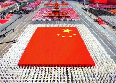 ​谁才是军队中的实际决策者？揭秘军事副职与参谋长的权力较量