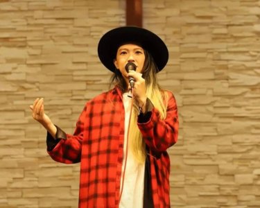 ​《偏爱》原唱张芸京，曾因星途受阻一度想吞药自杀，如今涅槃重生