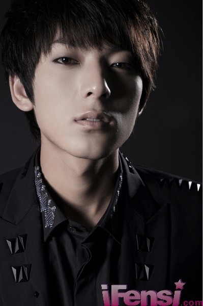 黄晓明？胡歌？吴奇隆？郭富城？林青霞？秦海璐？有”沟“必火