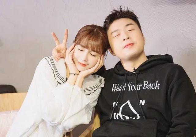 杜海涛为沈梦辰甜蜜庆生（杜海涛沈梦辰官宣结婚）(1)